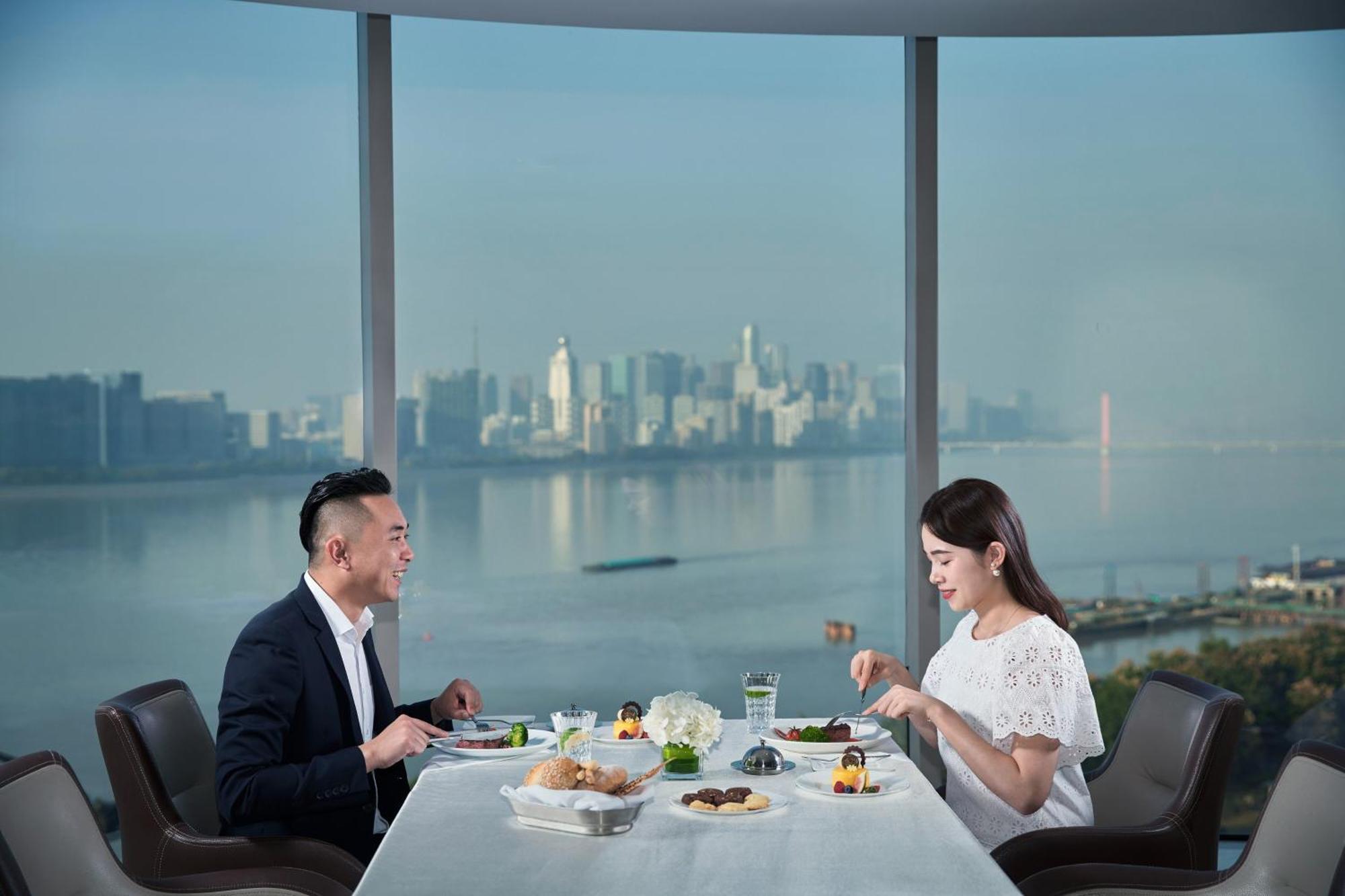 Sheraton Grand Hangzhou Binjiang Hotel Extérieur photo